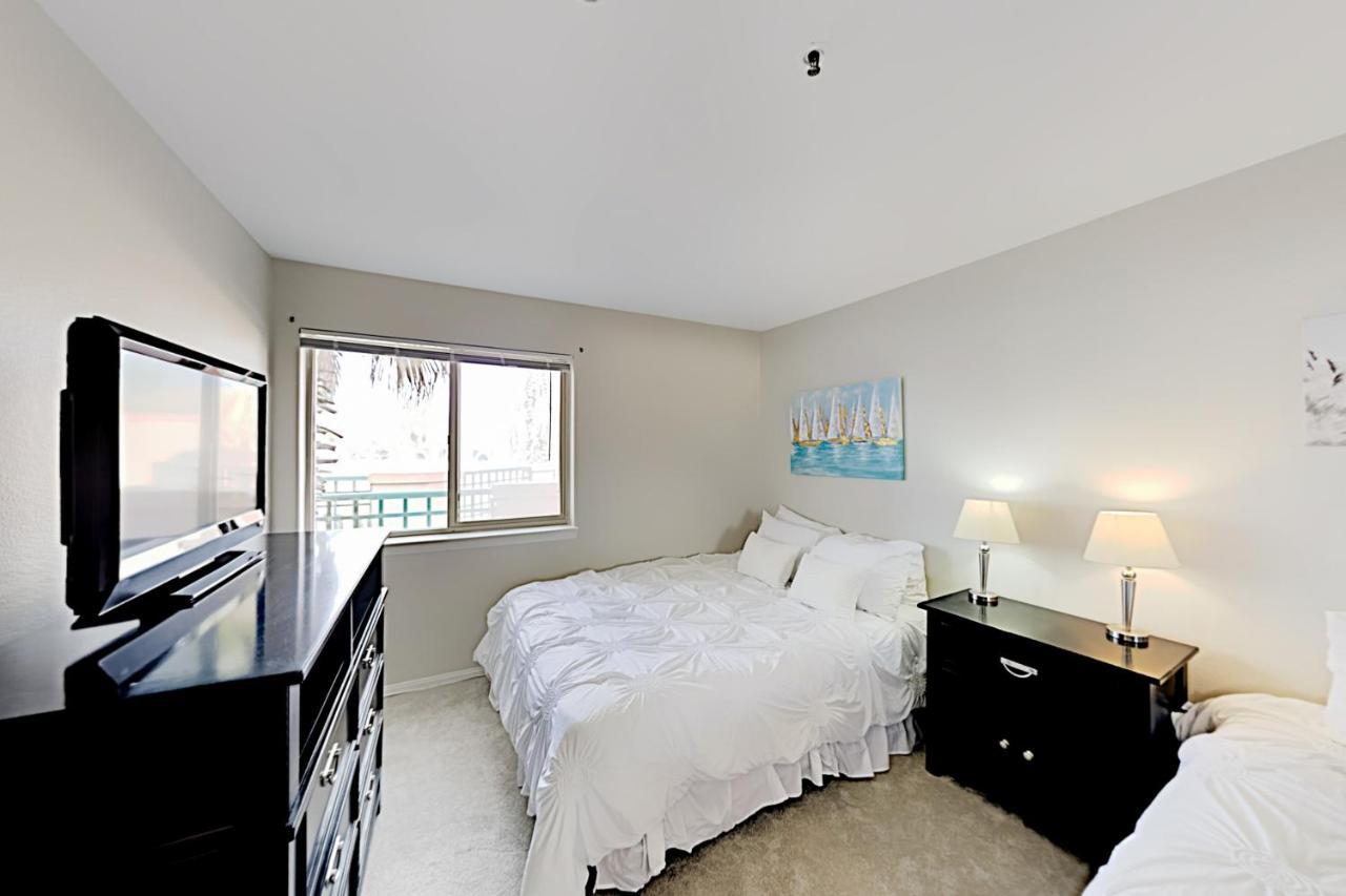 Imperial Beach Club Unit 303 Luaran gambar