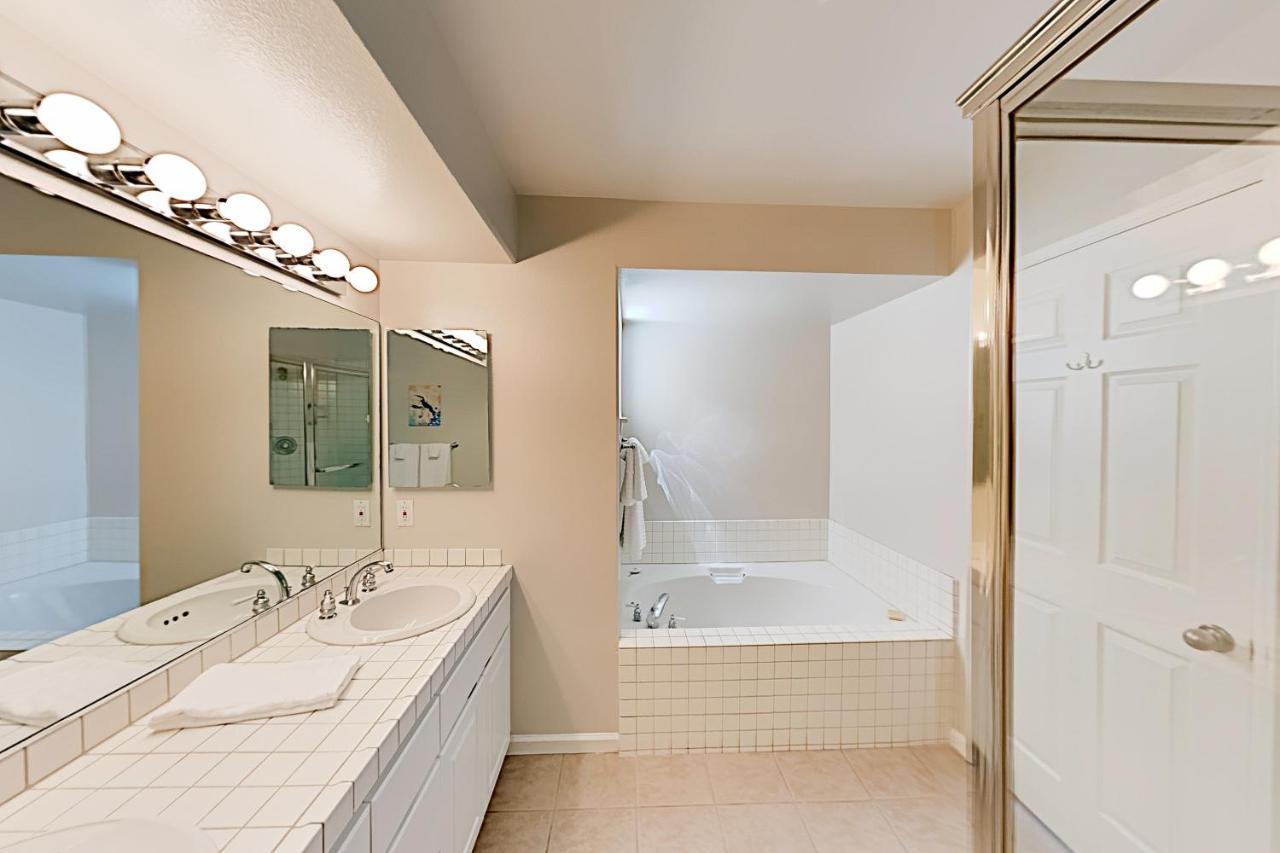 Imperial Beach Club Unit 303 Luaran gambar