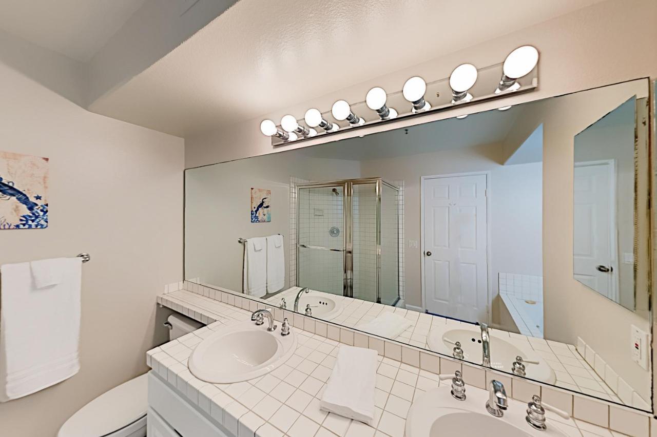 Imperial Beach Club Unit 303 Luaran gambar