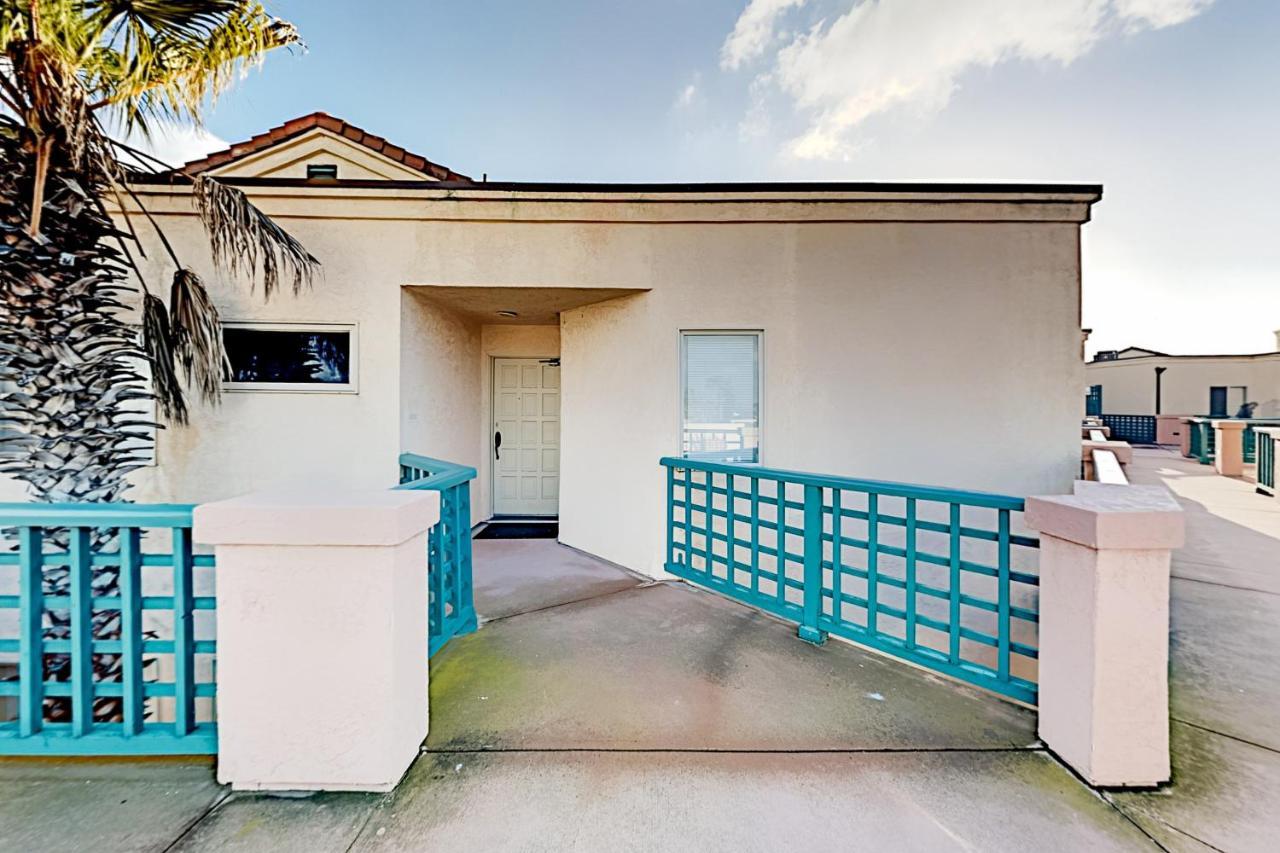 Imperial Beach Club Unit 303 Luaran gambar
